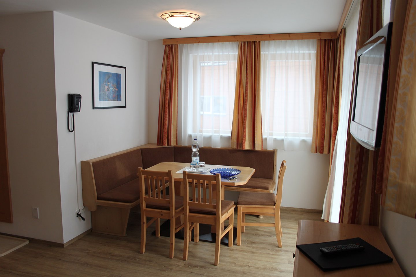 Apartment 11